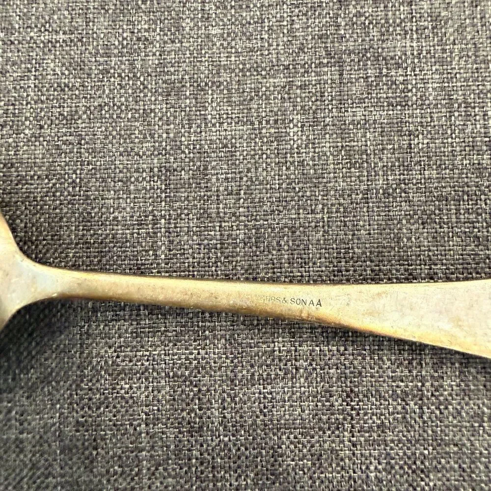 Vintage Wm. Rogers & Son AA Silverplate Flatware Soup Service Spoon